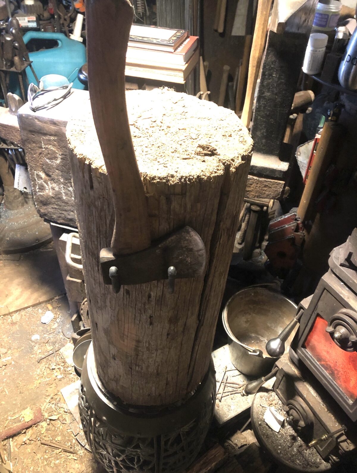 Tyroll Original Axe Mount & Hatcheteer