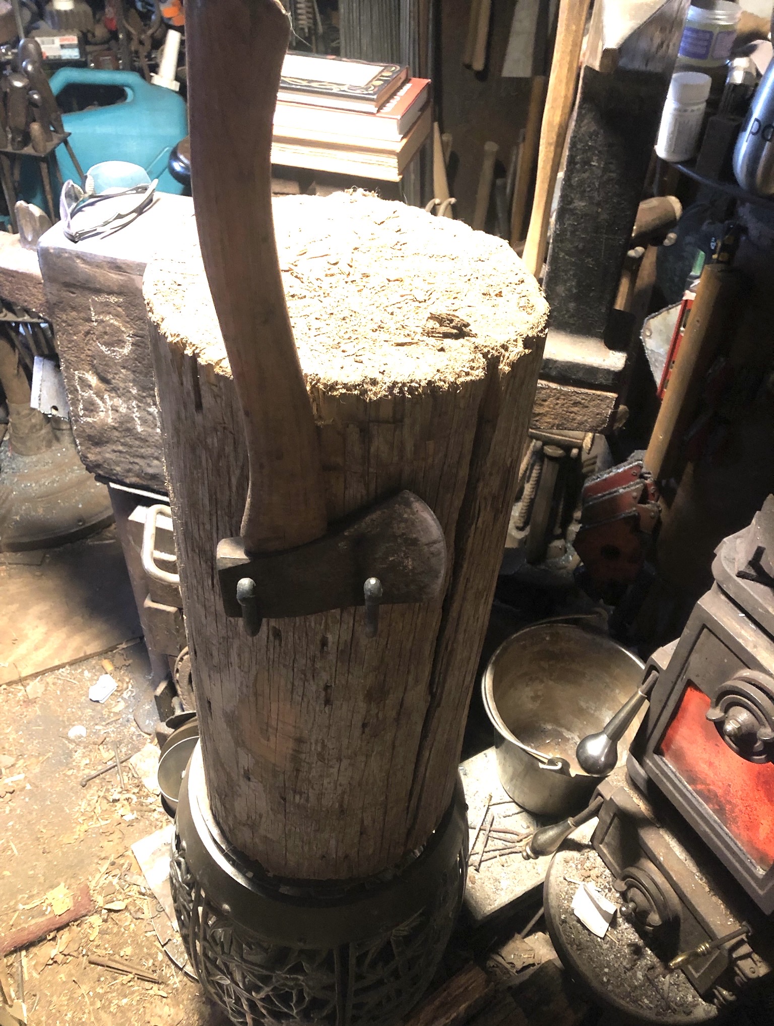 Tyroll Original Axe Mount & Hatcheteer - Image 5